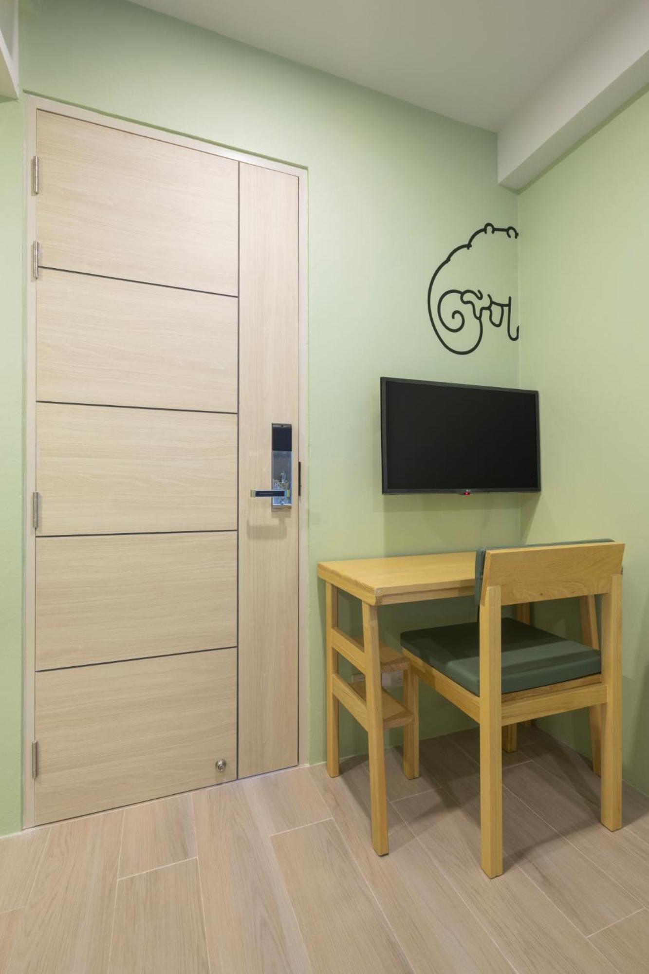 Chamemon Bed Phuket Town Otel Dış mekan fotoğraf